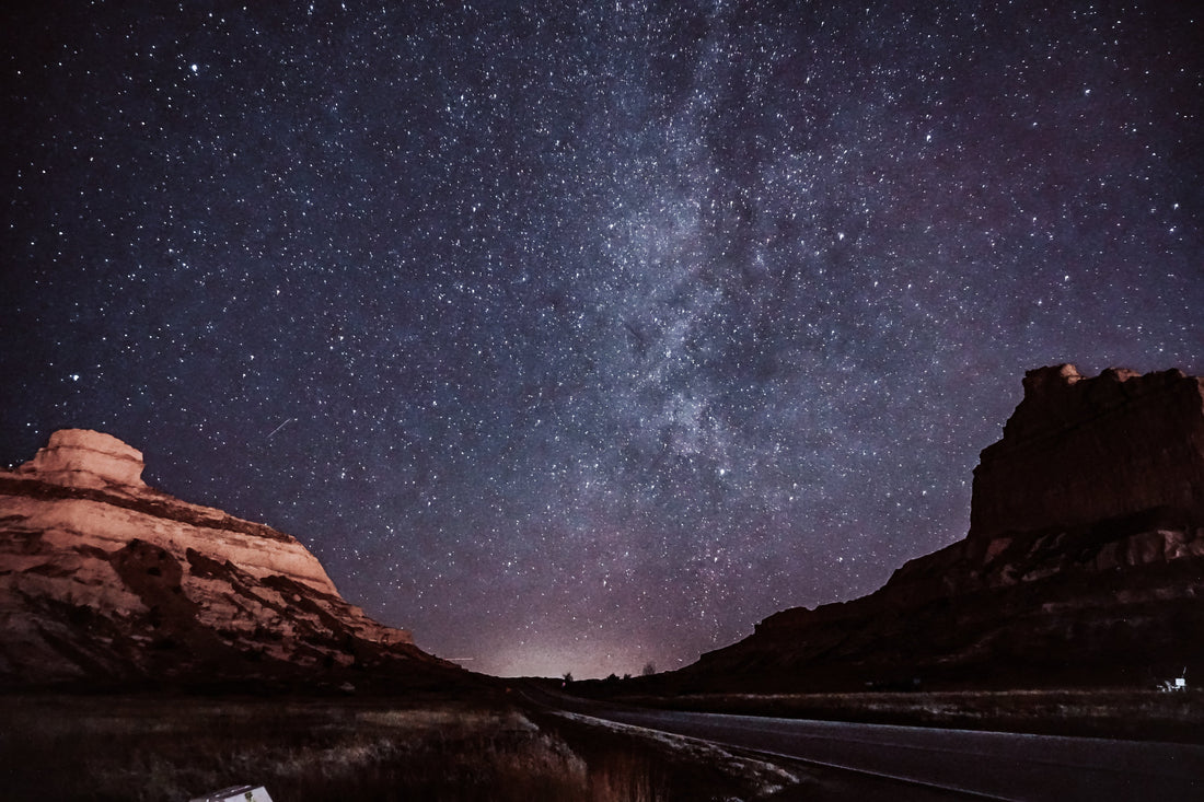 Why We’re Fascinated by the Stars: The Psychology of Stargazing - Stellaries